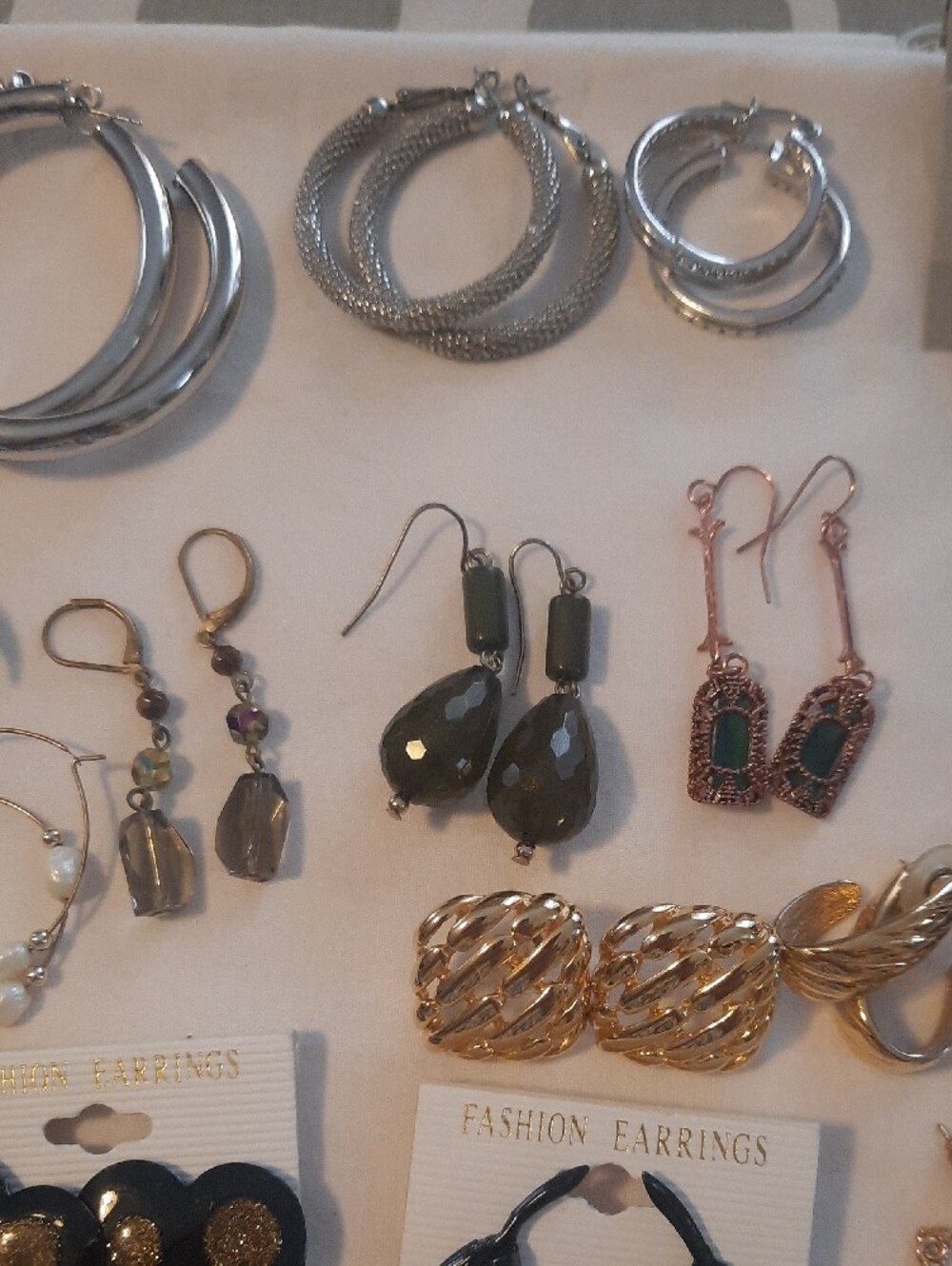 Mixed Women’s Fashion Earring Set - Silver, Black, Blue, Gold, Green - Picture 4 of 8